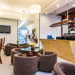 Hotel Platinum Suite