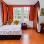 ApartaSuites&Hotel Plaza 36