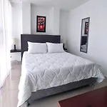 Apartasuites Aaa Modelia Bogota