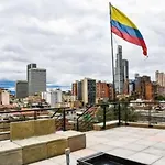 Apartaestudio Nuevo Moderno Candelaria Centro Historico Bogota