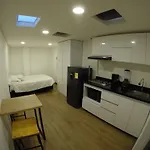 Unilago Suites