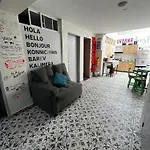 Urbana Hostel