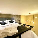 Colonia Suites 722