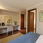 Stylish Retreat In Zona G Comfort Awaits 204