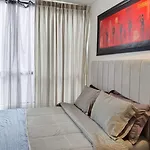 Moderno Apartamento Chapinero Con Piscina 207