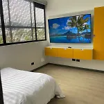 Donde Duerme El Embajador