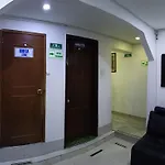Hotel Punto 100
