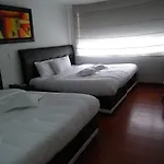 Hotel Feria Nova