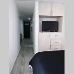Apartaestudio amoblado 102A