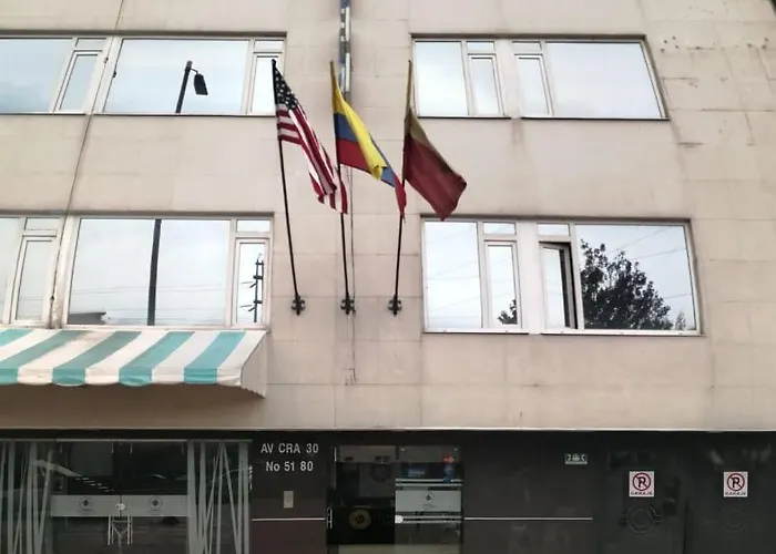Hotel Arena Plaza Inn