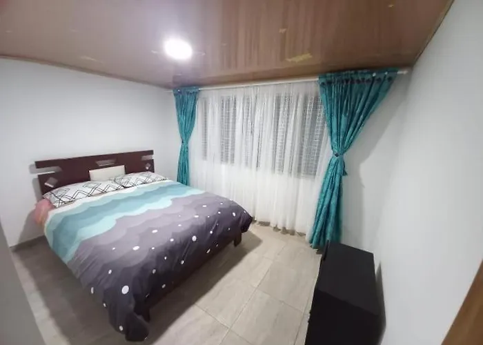 Apartamento Familiar, Cerca Al Aeropuerto