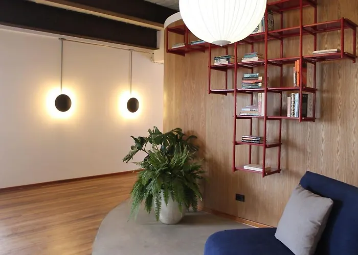 Amazing Vintage Apartment In Centro Internacional