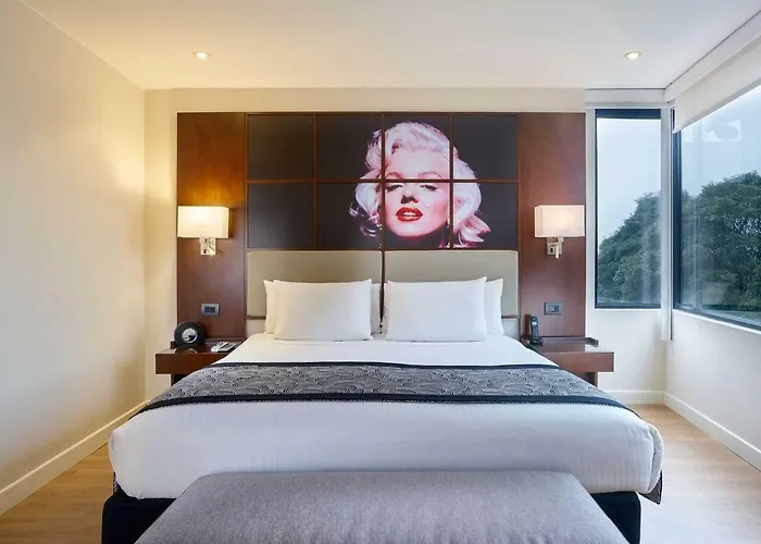 Hotel Celebrities Suites