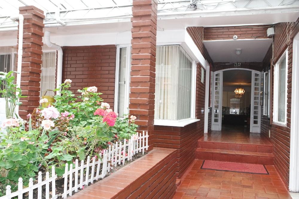 Casa Chico 101 Hotel 3*