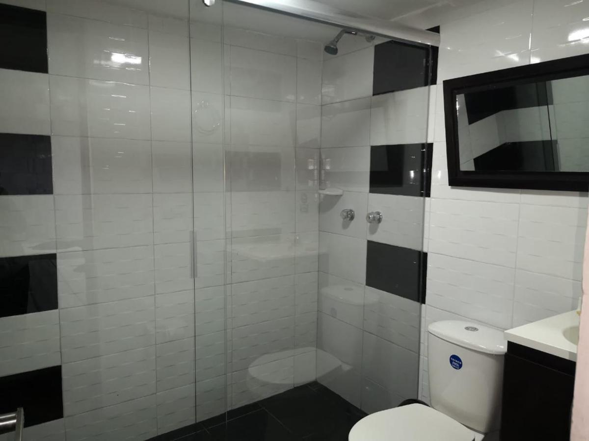 Hotel Santiago Plaza 2*