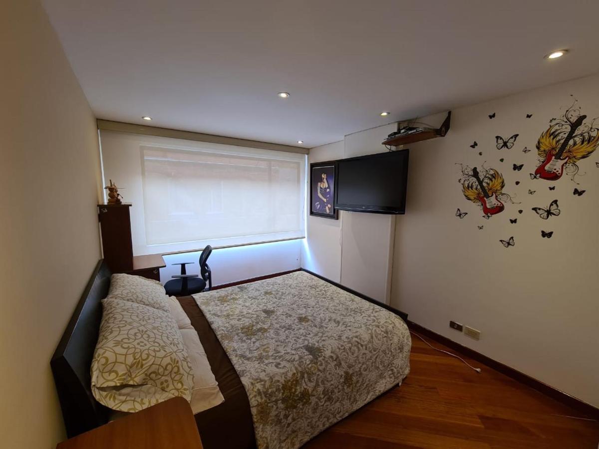 Tu Hogar Cerca A La Zona T Habitación en casa particular Bogotá