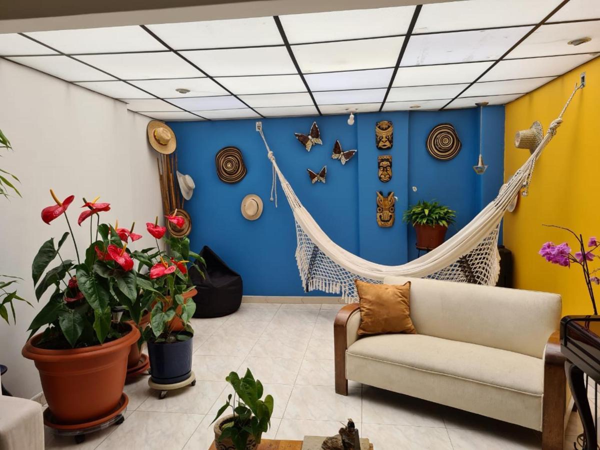 Habitación en casa particular Tu Hogar Cerca A La Zona T *