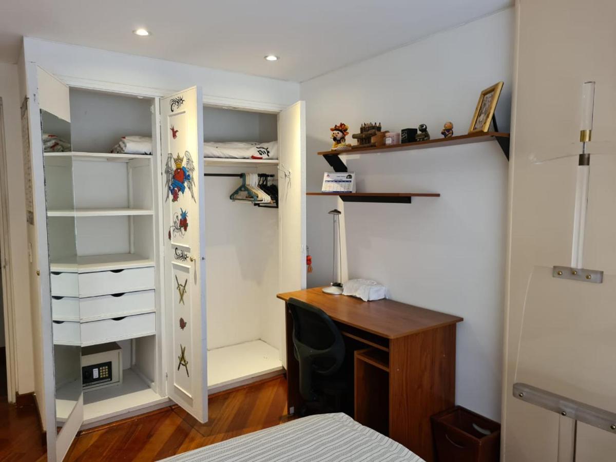 Tu Hogar Cerca A La Zona T Habitación en casa particular *