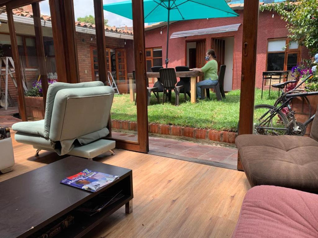La Parada Del Tren Hostal