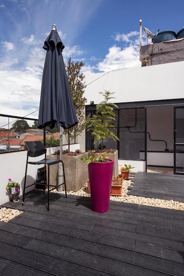 New Cozy 2 Bed 2 Bath In Central Location! Apartamento Bogotá