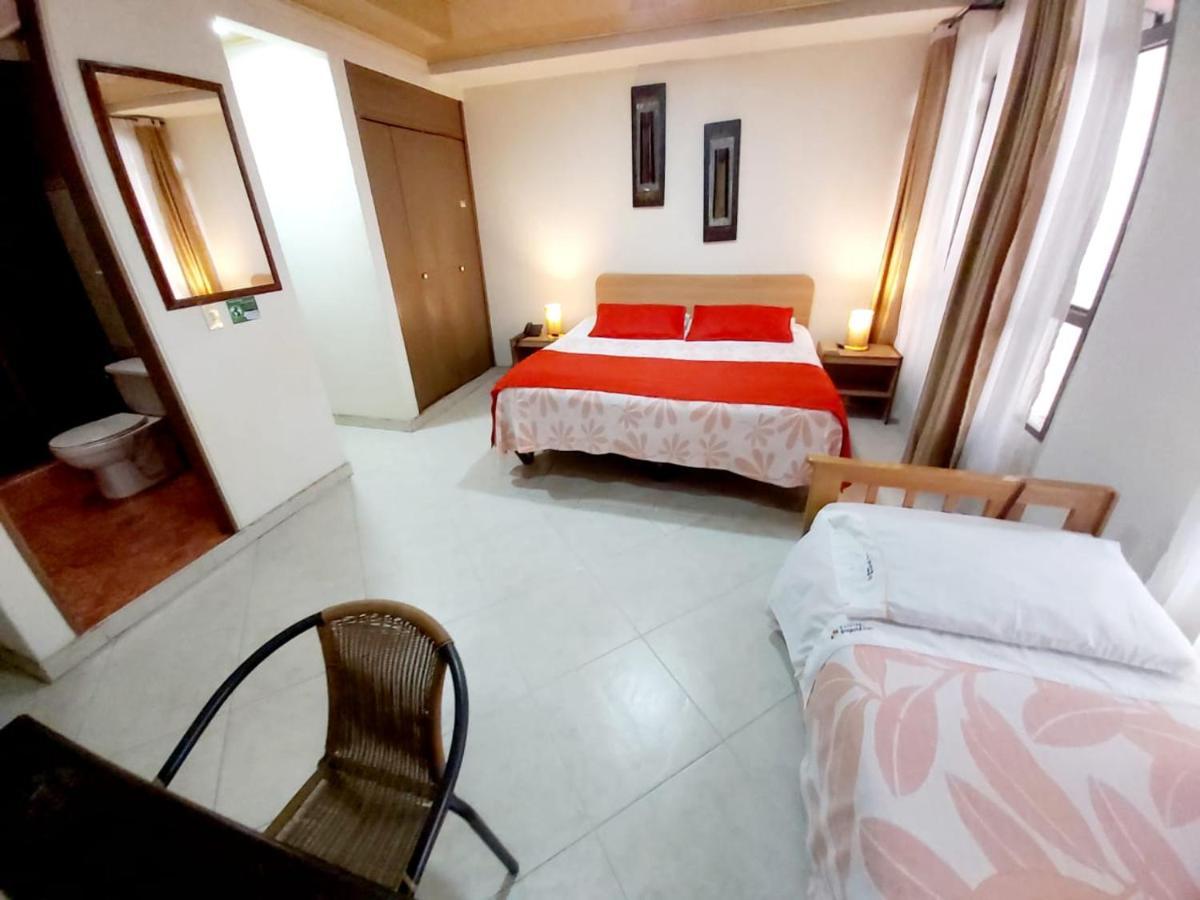 Turisticas 63 Hotel
