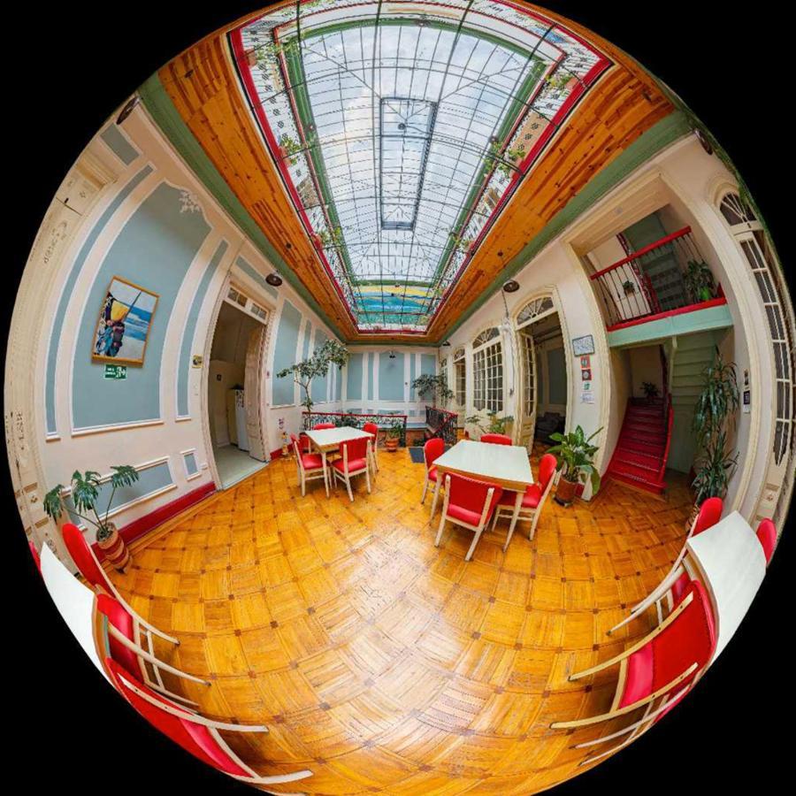 R10 Hostal Bogotá