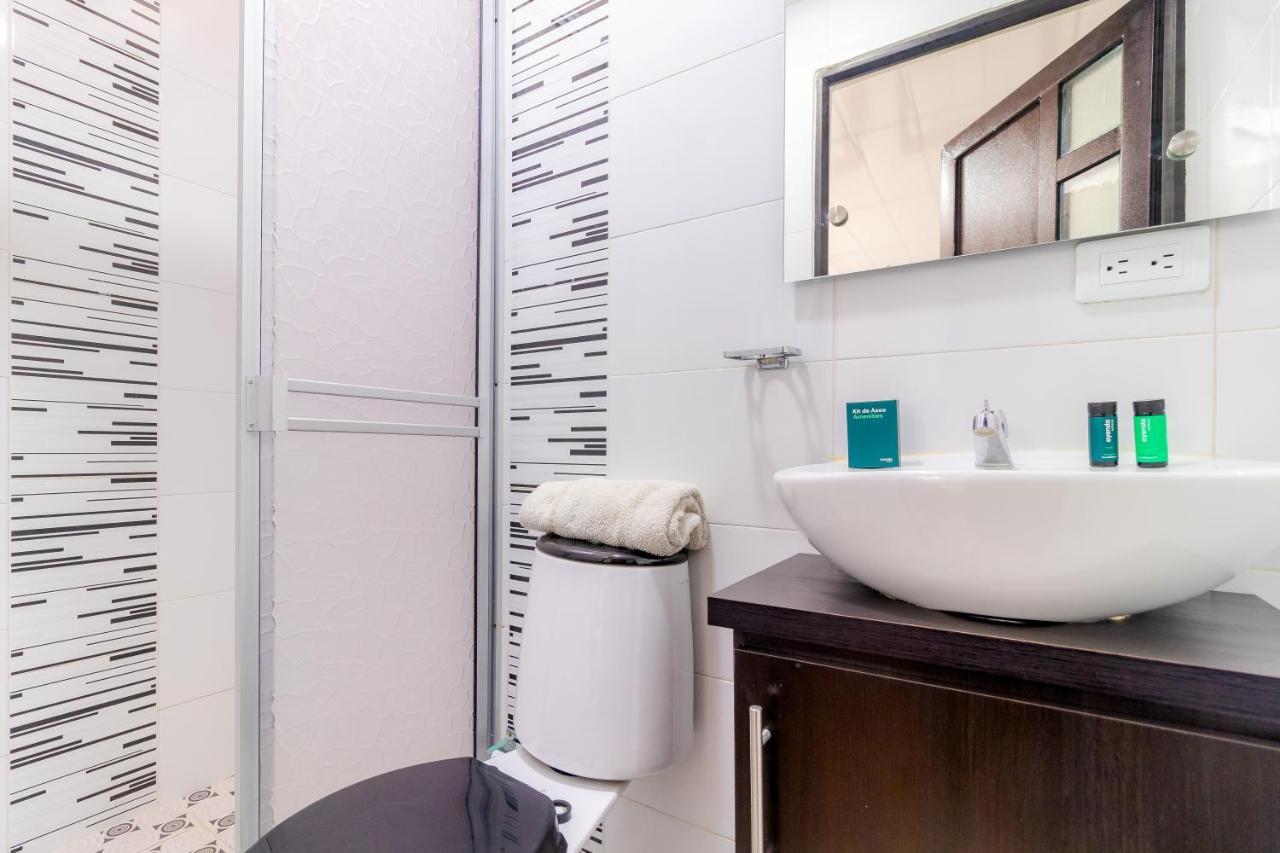 Hotel Casa Alvarez 3*