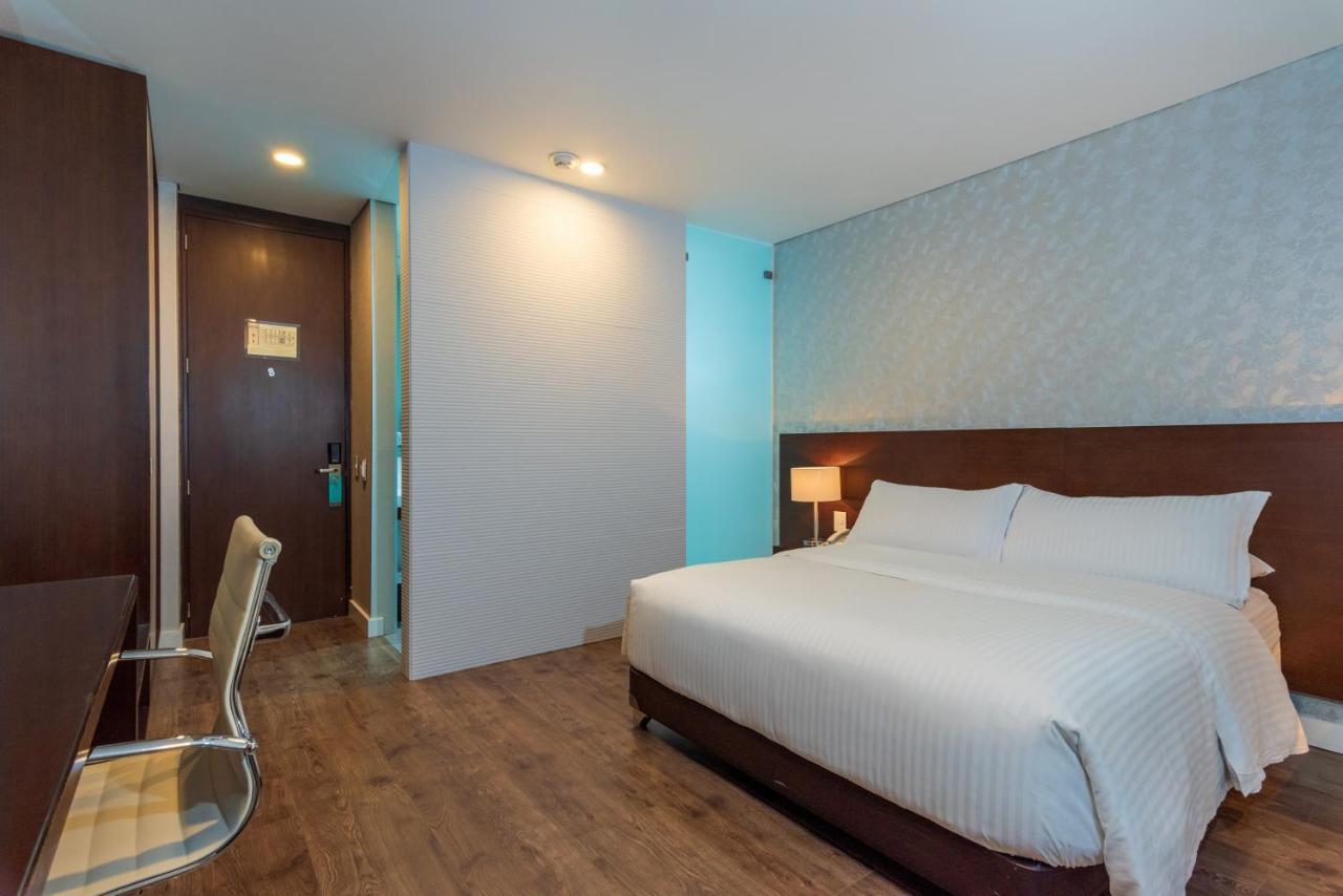 Santa Barbara Boutique Hotel