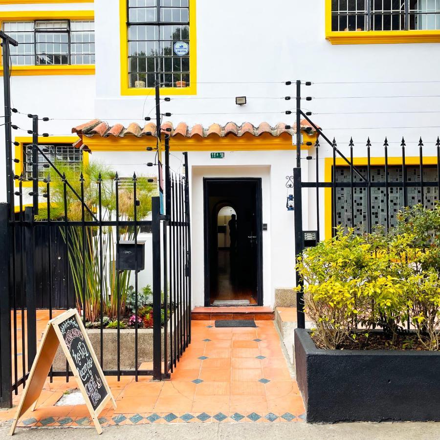 Macondo Hostal *