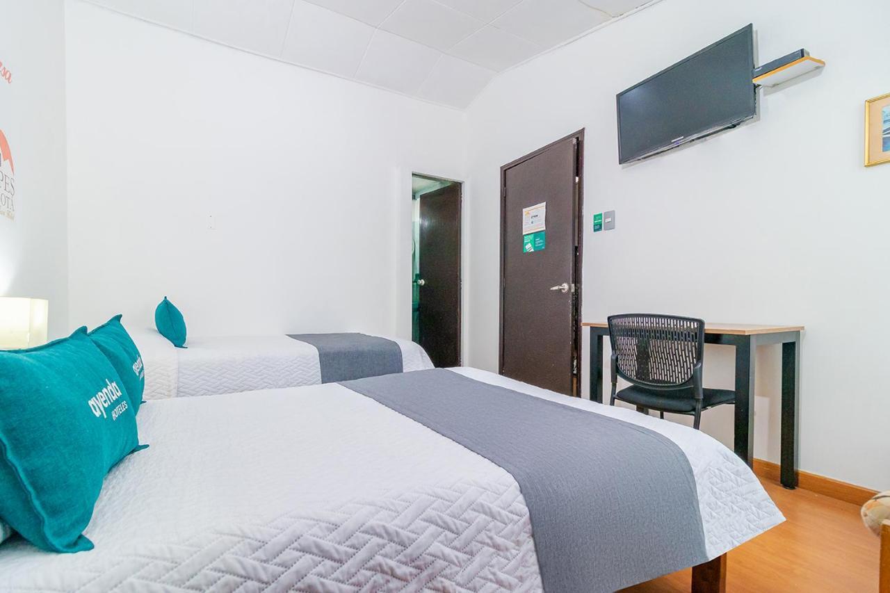 Ayenda 1080 Alpes Castellana Bed and breakfast 3*