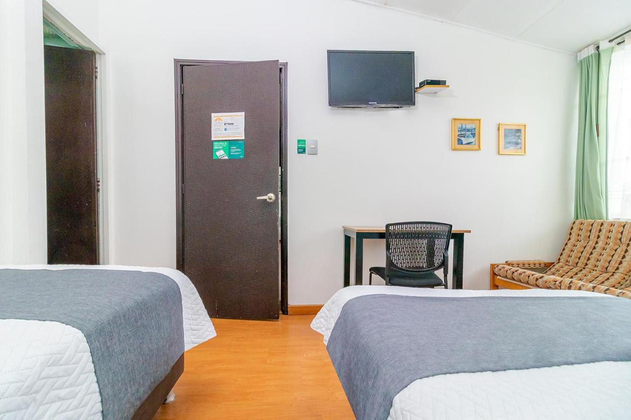 Ayenda 1080 Alpes Castellana Bed and breakfast