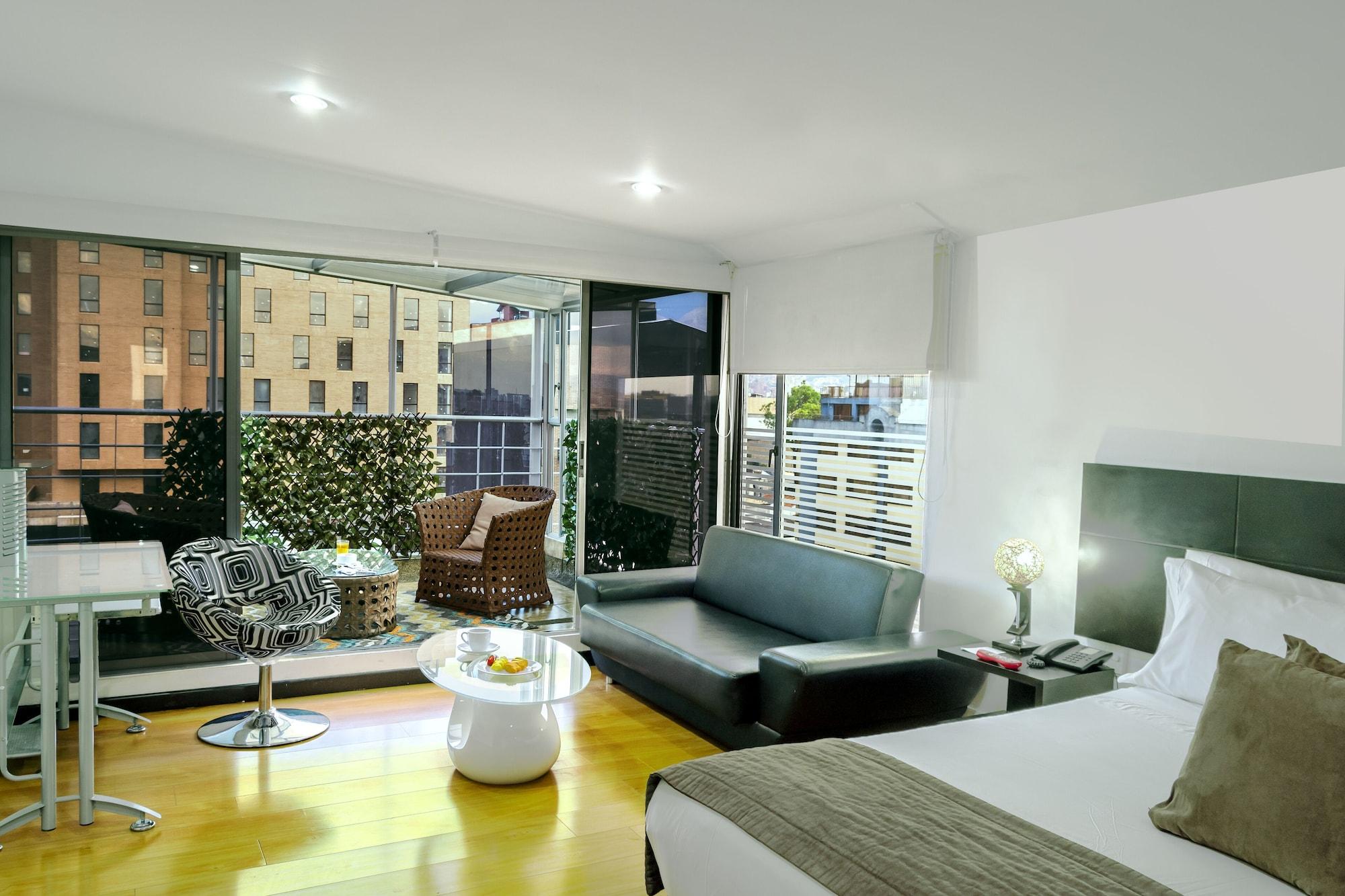 Hotel Regency La Feria 4*