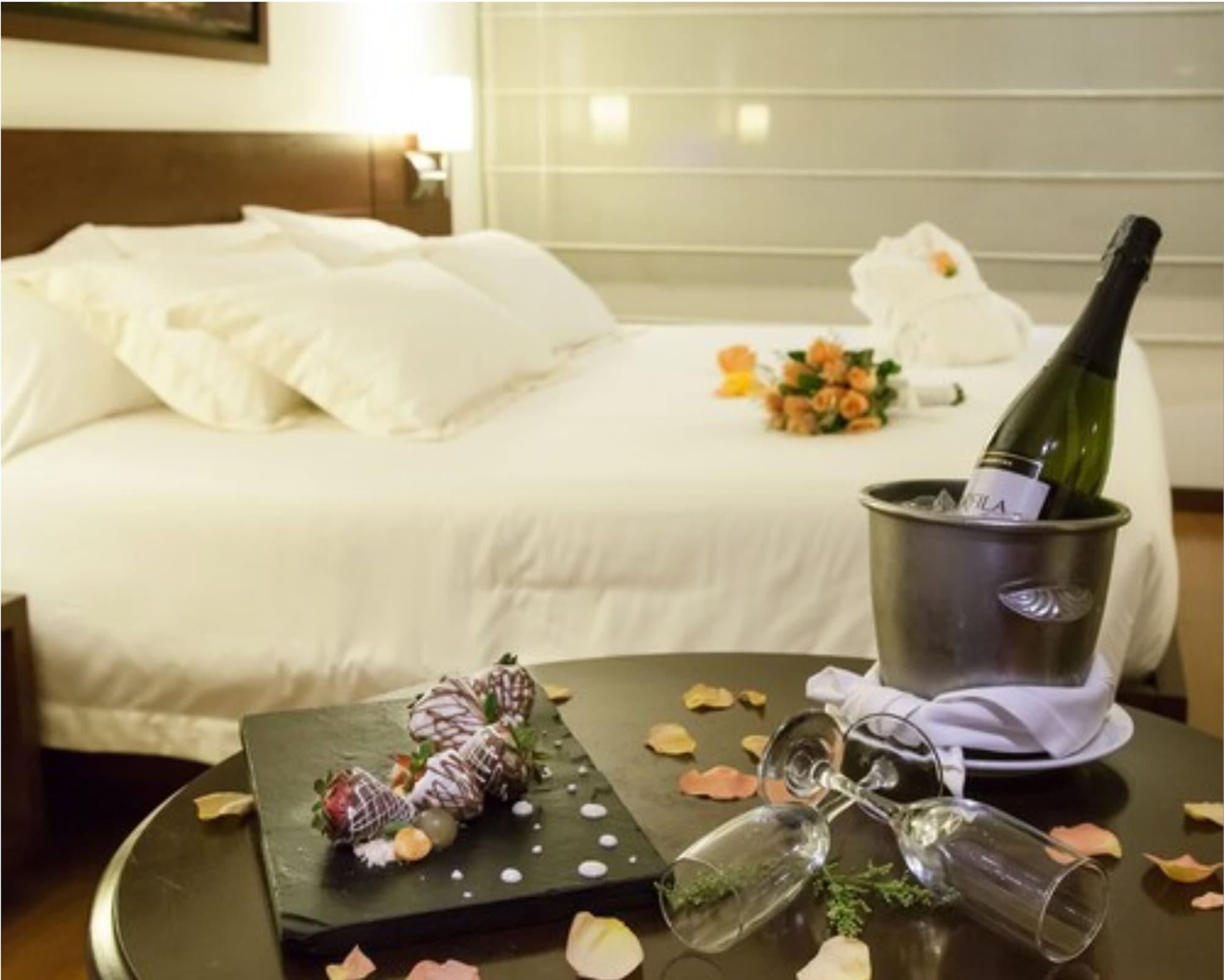 Radisson Metrotel Hotel 4*