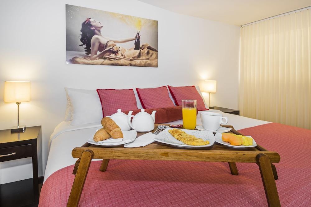 Hotel Sheridan Corferias