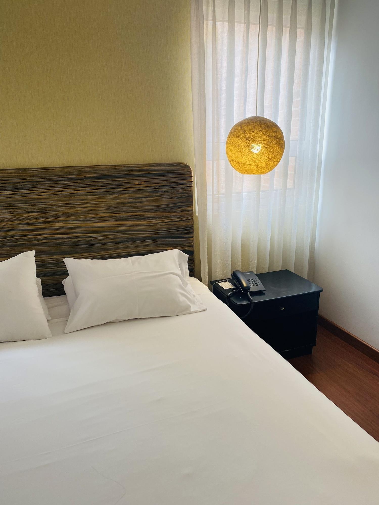Retiro 84 By Mij Hotel Bogotá