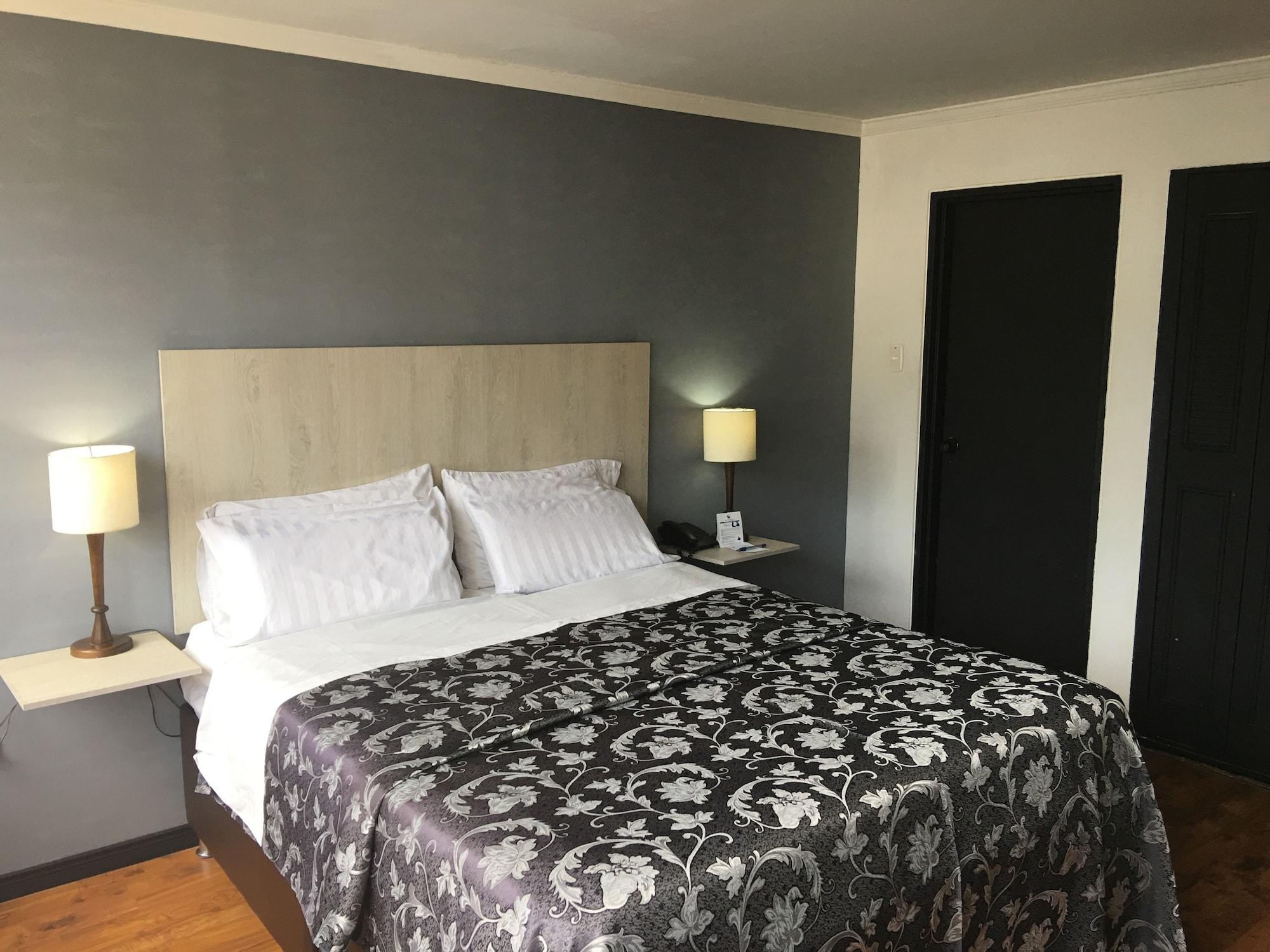 San Francisco De Asís Hotel 3*