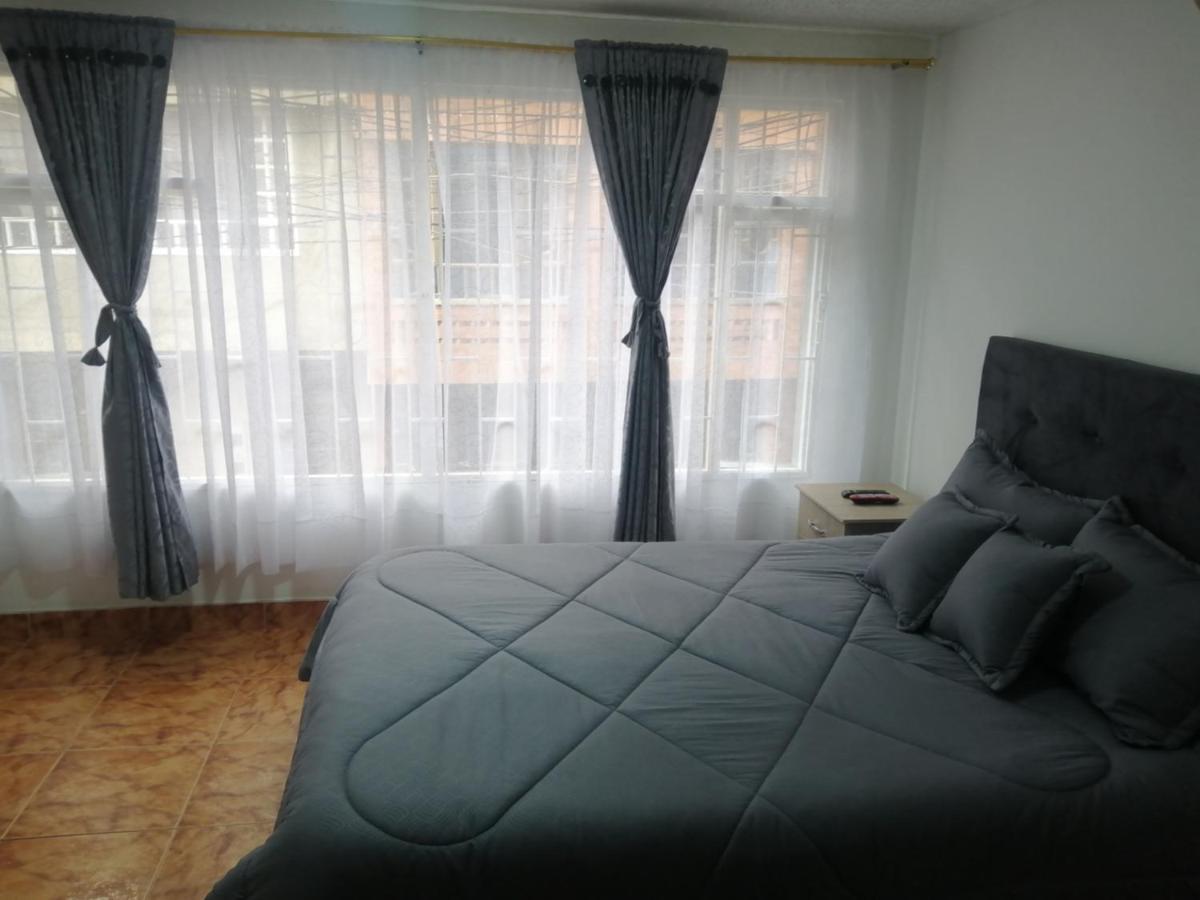 Habitación Privada Cerca Al Aeropuerto Y Terminal * Bogotá