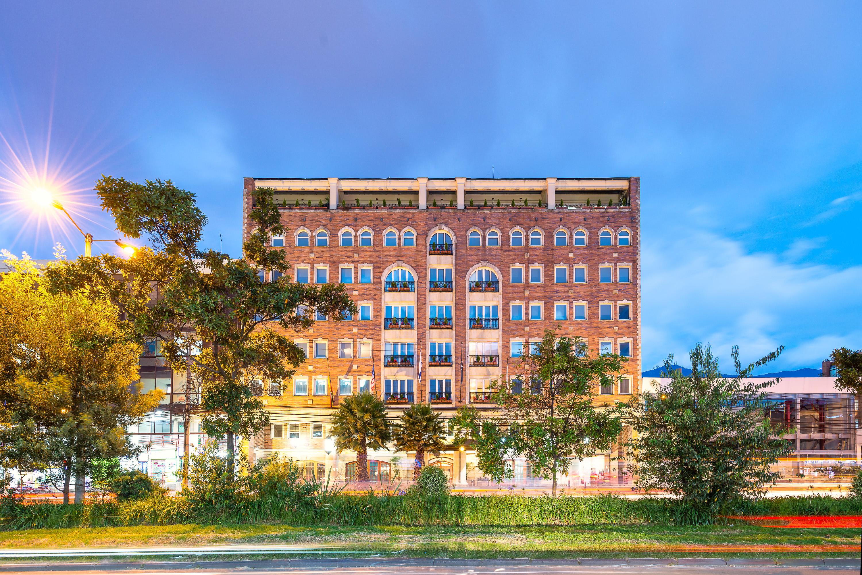 Hotel Dann Carlton 5*