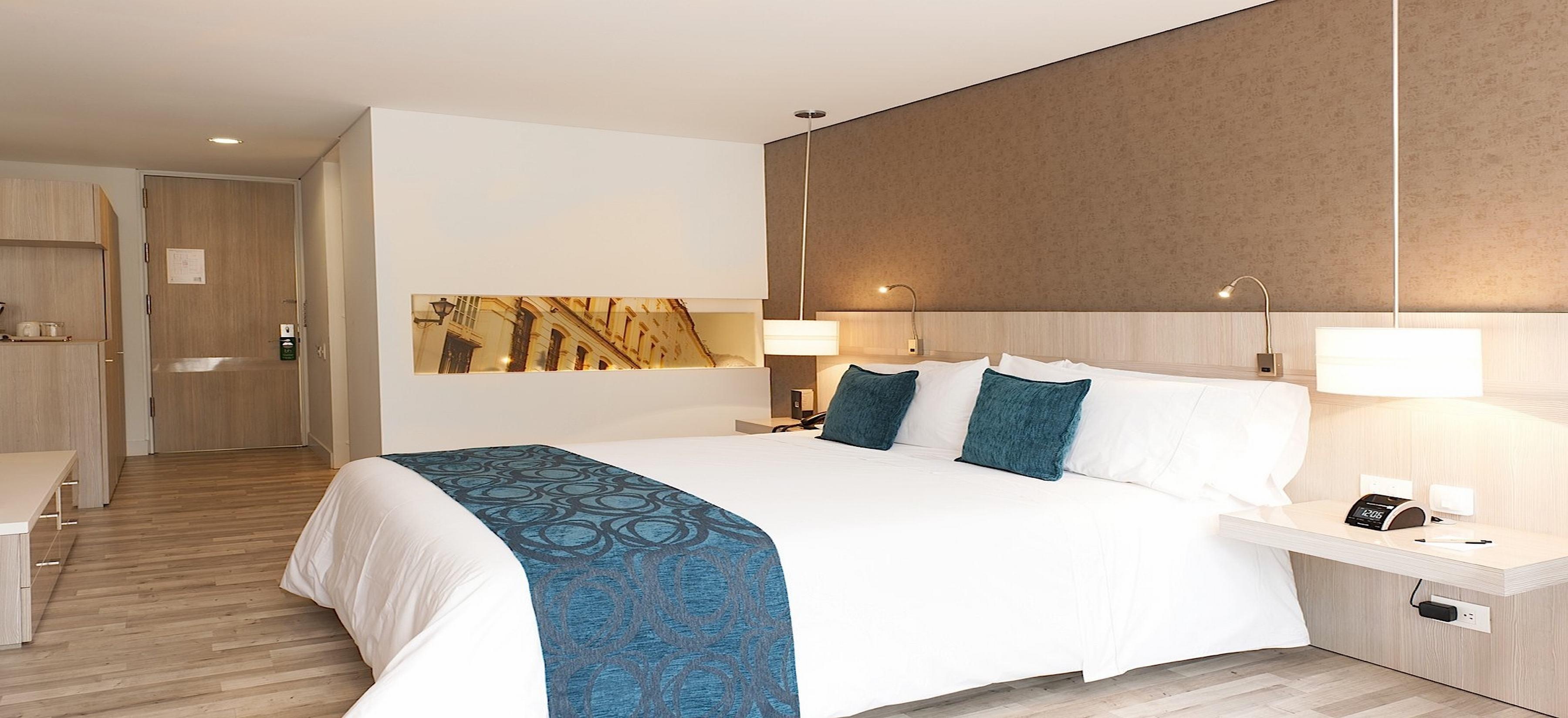 Hotel Bh Bicentenario 4*
