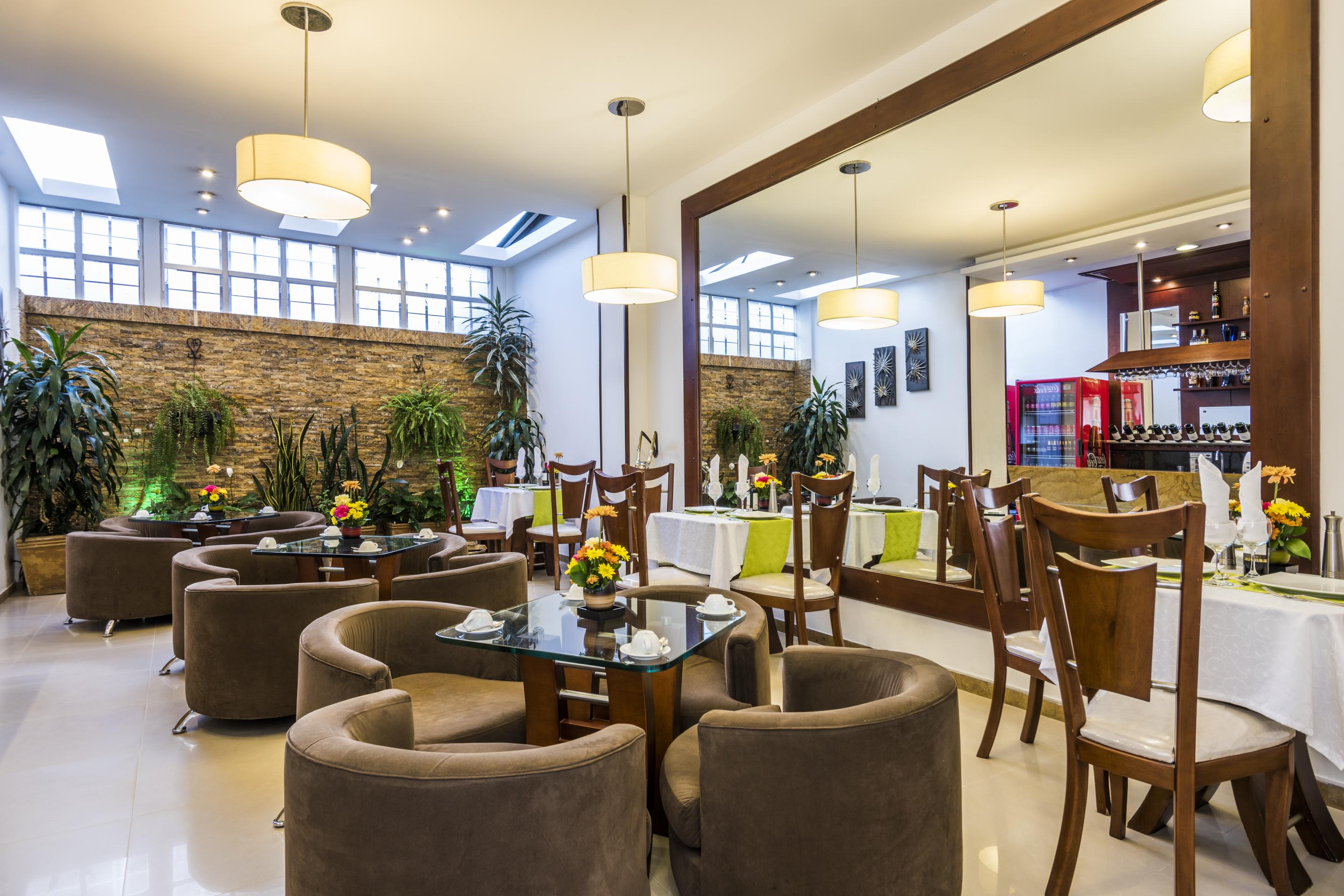 Platinum Hotel 4*