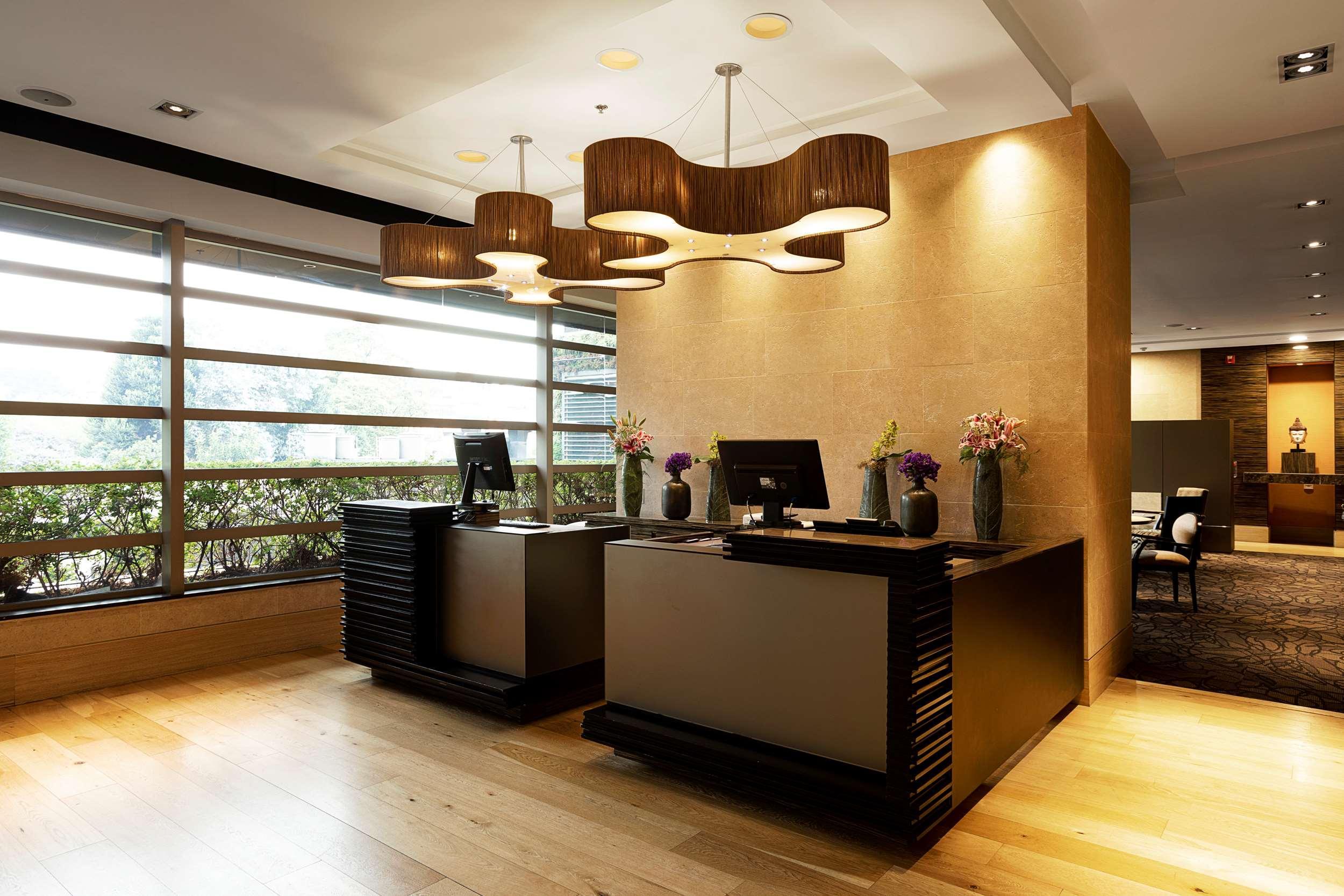 Ek By Preferred Group 5*