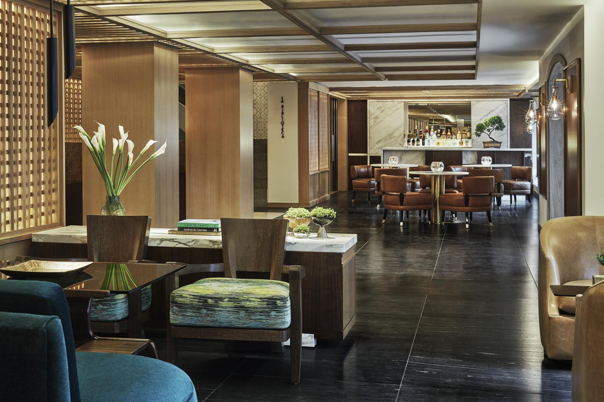 Four Seasons Hotel 5*