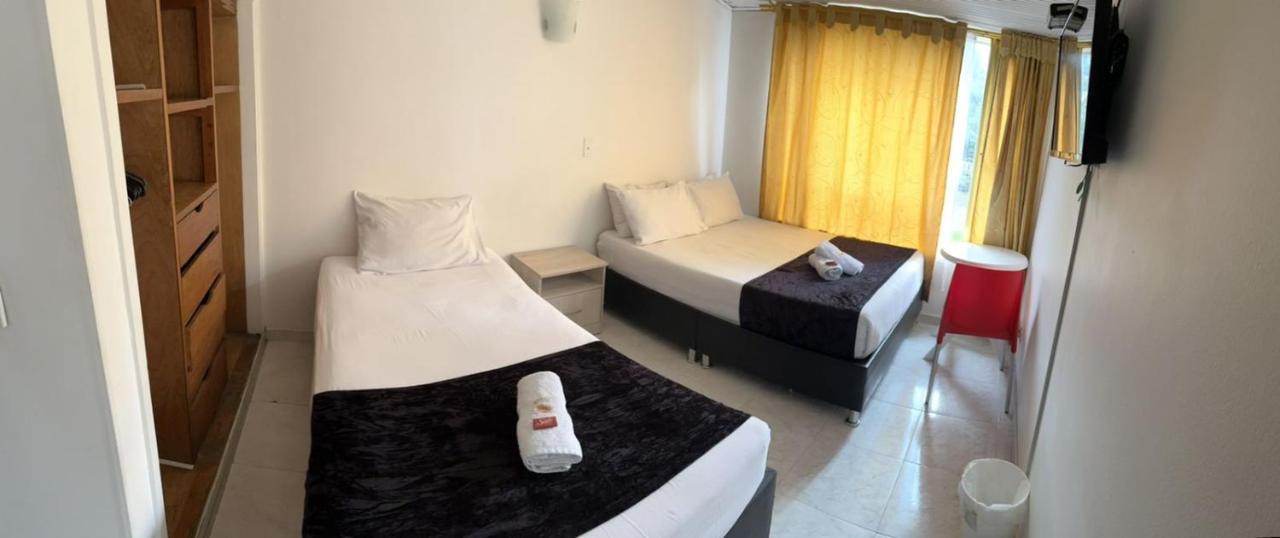 Hotel Embassy Star