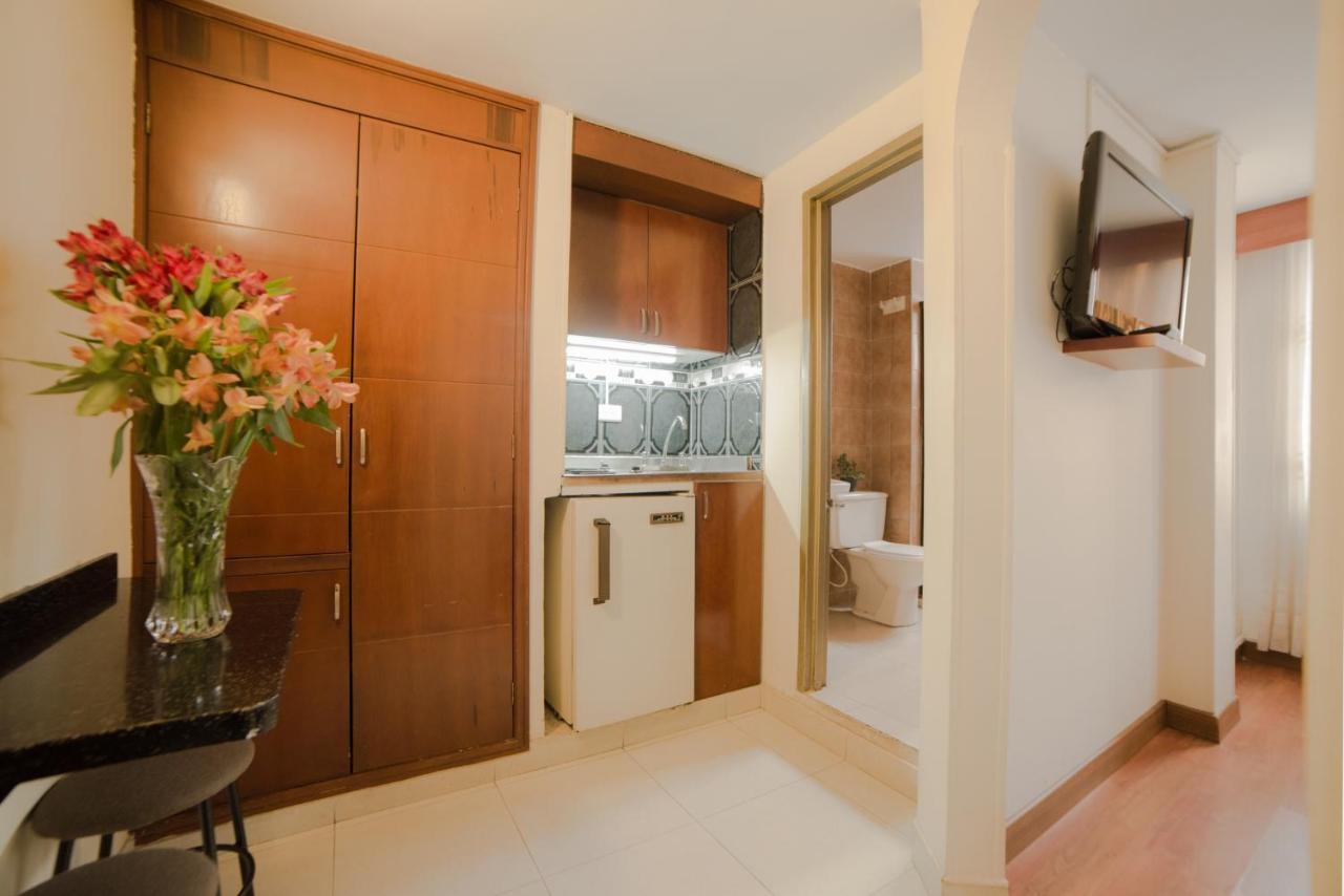 Galerías Apartahotel