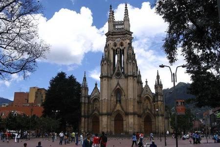 Apartasuites Romannoti Bogotá