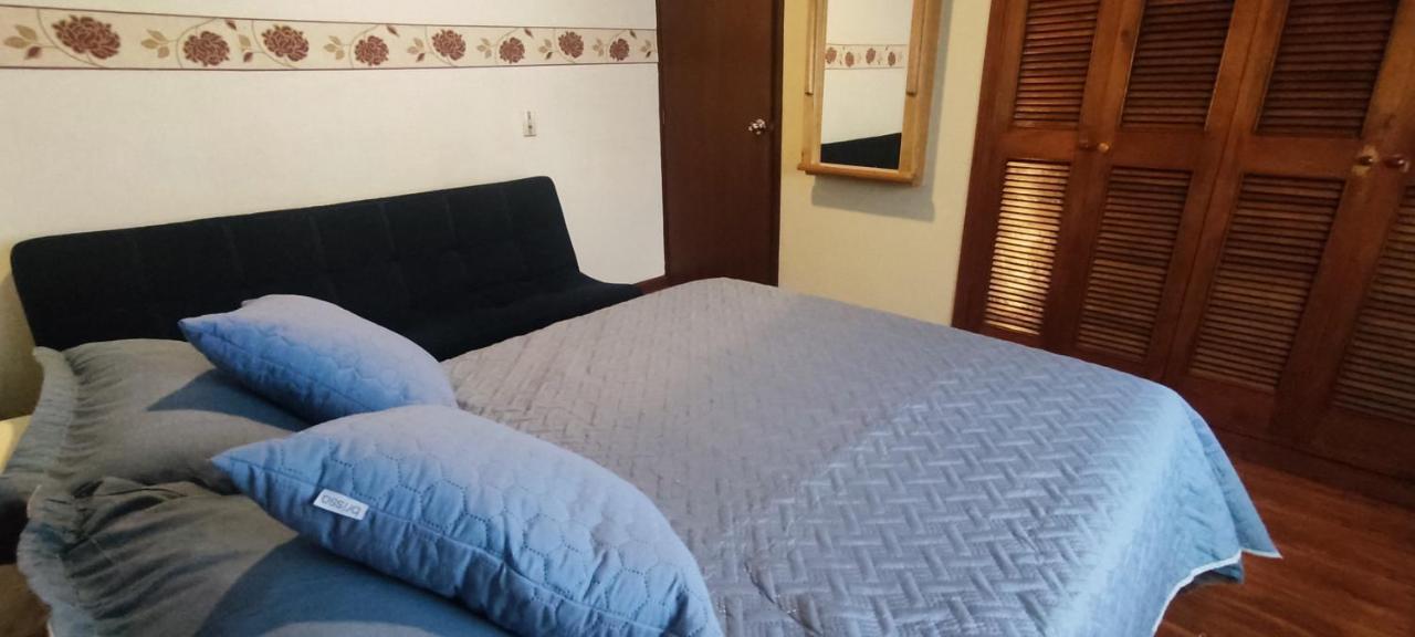 Excelente Ubicacion Cerca A Movistar Y Simon Bolivar Habitación en casa particular