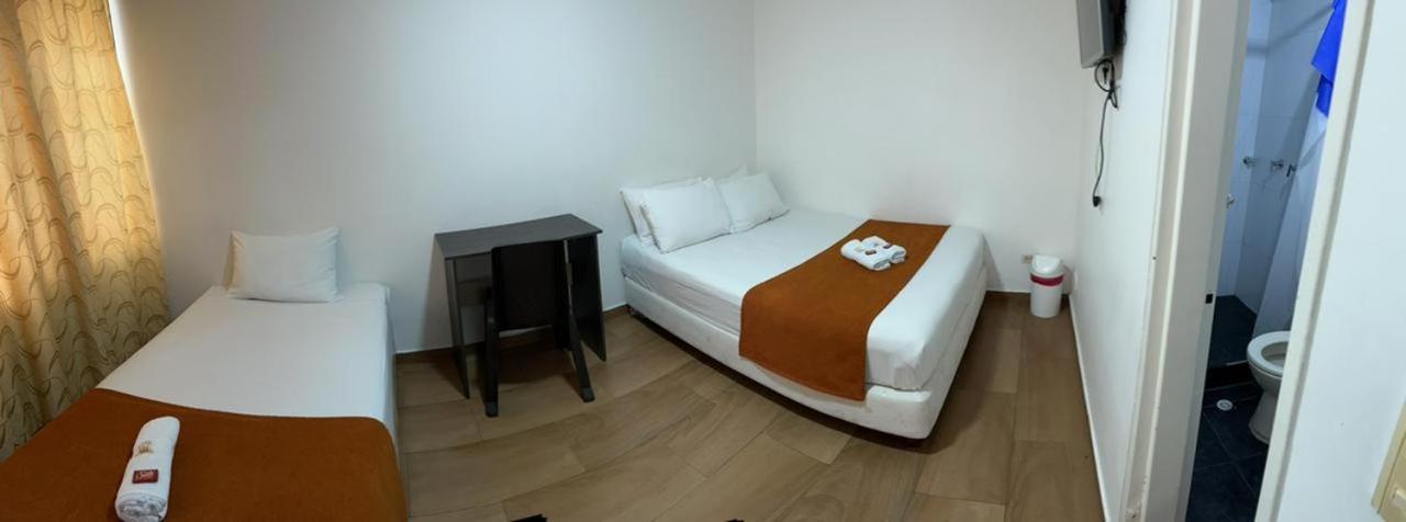 Hotel Embassy Star