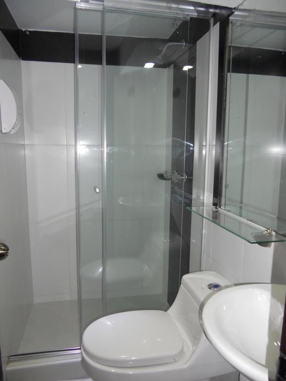 Hotel Expo Embajada