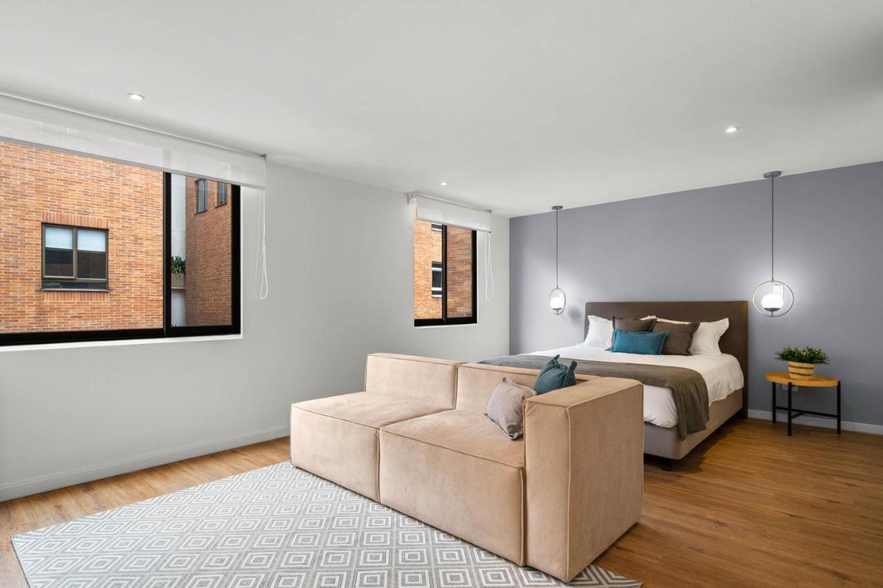 Build It In - Premium Coliving Pensión