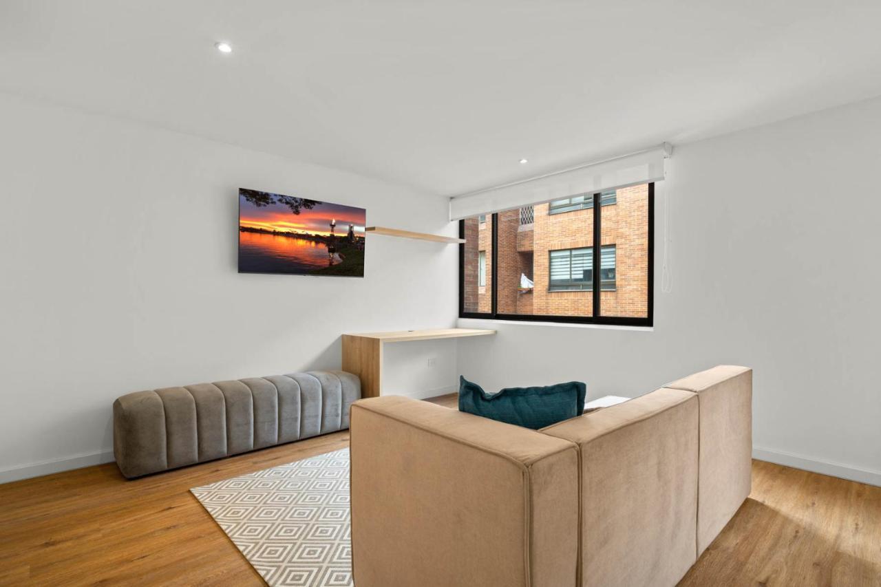 Build It In - Premium Coliving *